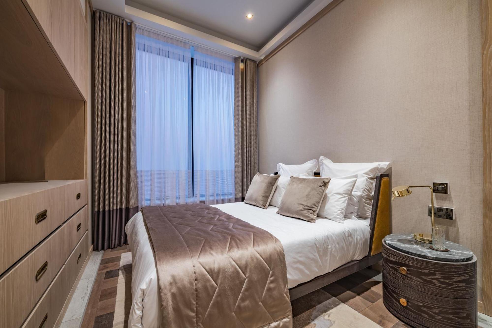 Stock Exchange Hotel Manchester Exterior foto A bedroom at The Ritz London